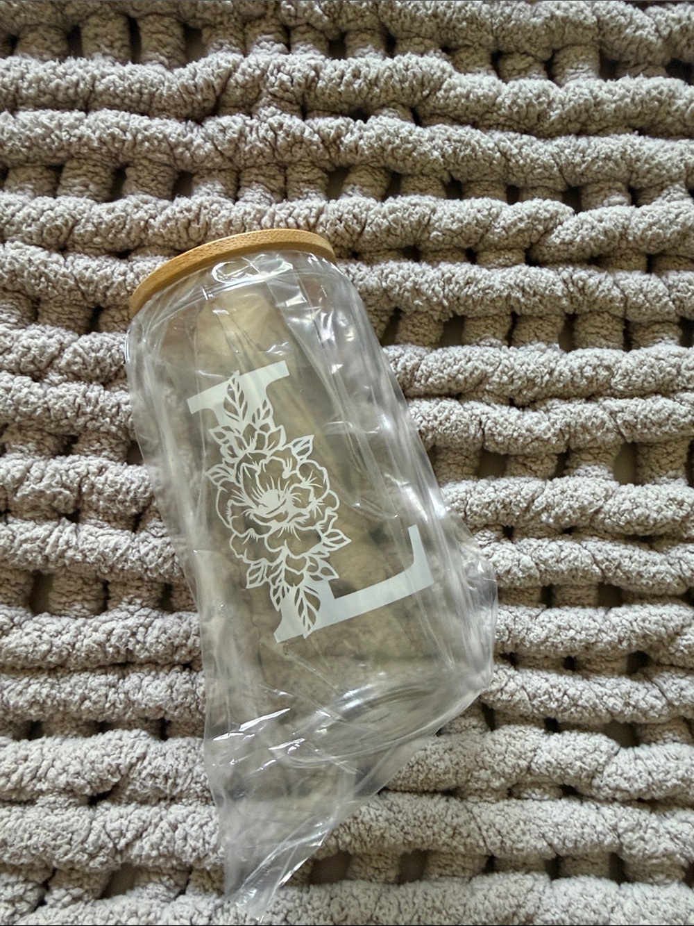 Monogram “L” Glass Cup with Lid